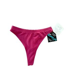 Men’s One Step Ahead Raspberry SUPPLEX Lycra High Cut Thong Panty L NWT USA Made